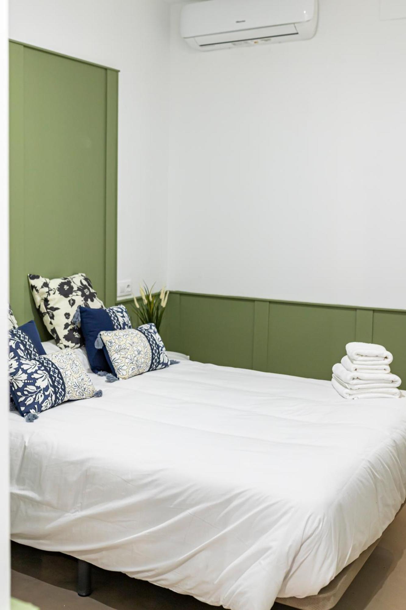 סביליה Resolana Suites מראה חיצוני תמונה