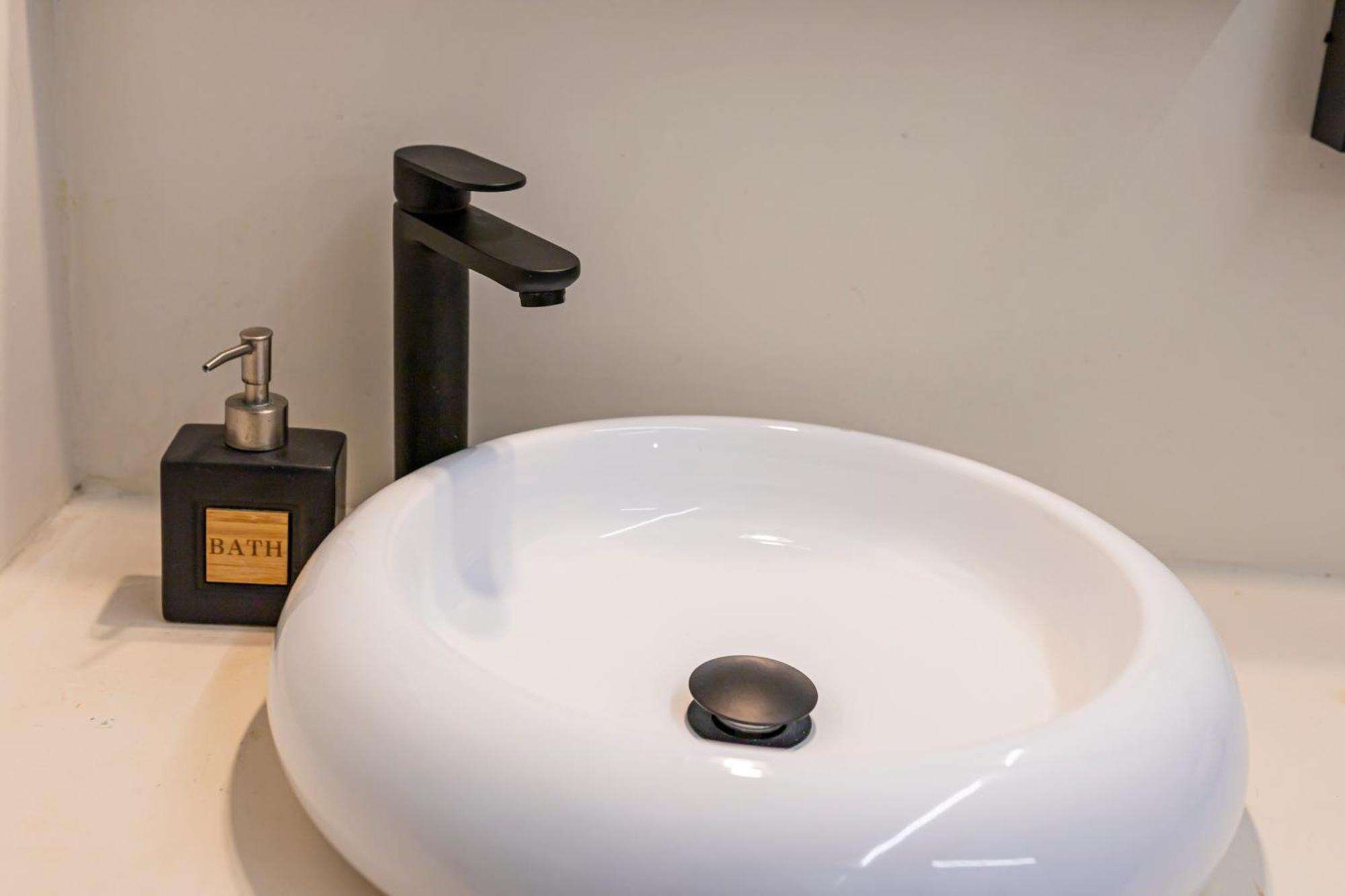 סביליה Resolana Suites מראה חיצוני תמונה